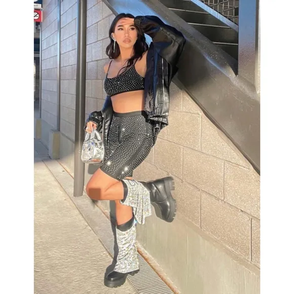 𝙉𝙀𝙒 𝙄𝙉🖤Festival Girl Era Embellished Chunky Platform Boots - Black