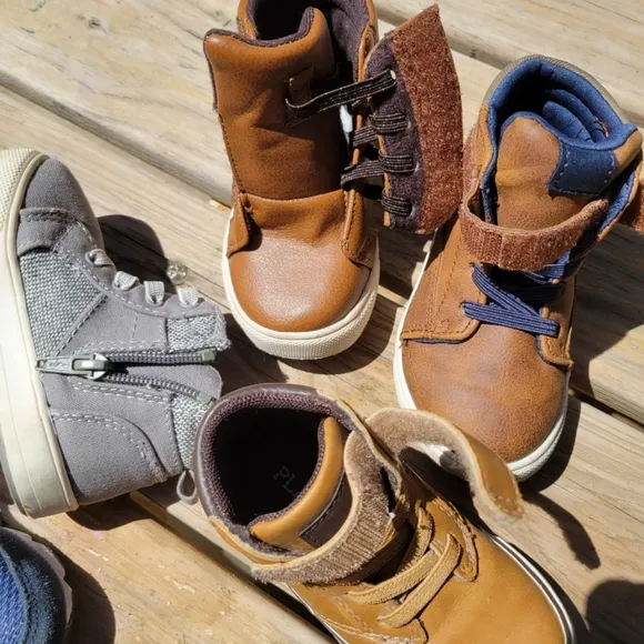 📢 FLASH SALE 🌠12 pair 🤱 Sandals , Boots, Sneakers, High Tops