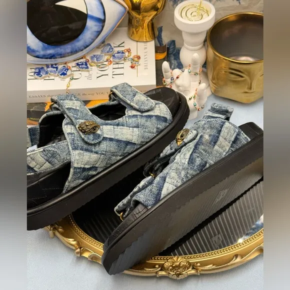 🆕 KURT GEIGER LONDON 🧿 NWOB Orson Blue Denim Velcro Dad Sandals Sz EU38.5 US 8