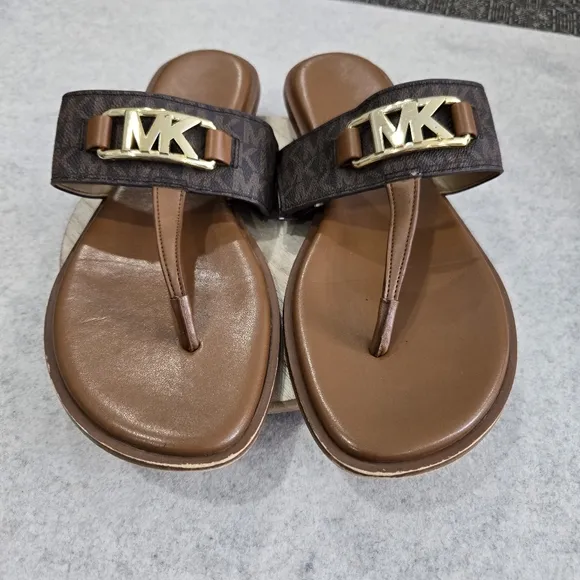 🐢 Michael Kors Camila Thong Sandals Size 8.5 Great Shape!