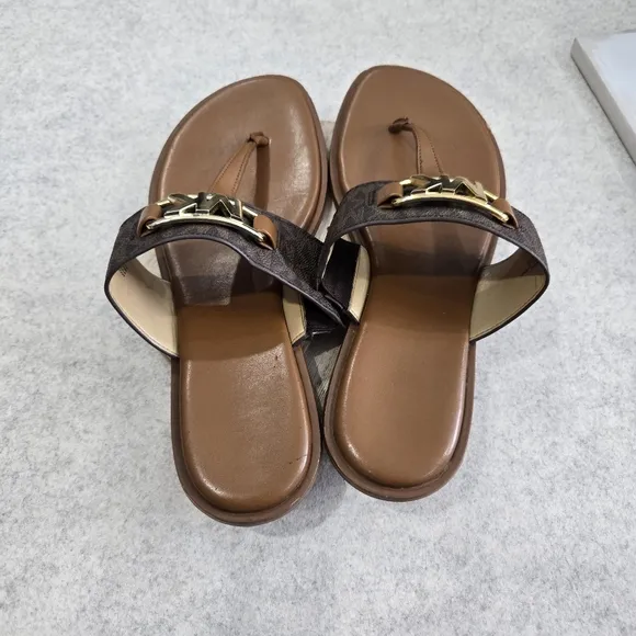 🐢 Michael Kors Camila Thong Sandals Size 8.5 Great Shape!
