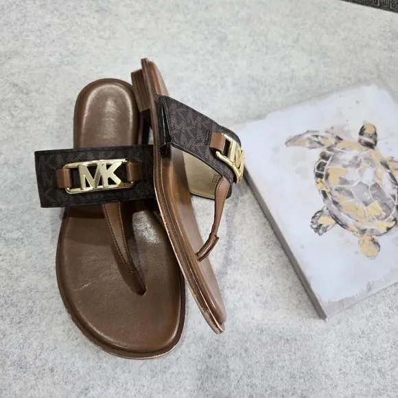 🐢 Michael Kors Camila Thong Sandals Size 8.5 Great Shape!