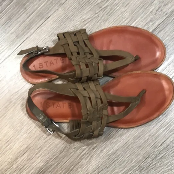 1. STATE Lenn Olive Green Braided Leather Thong Style Sandals size 9