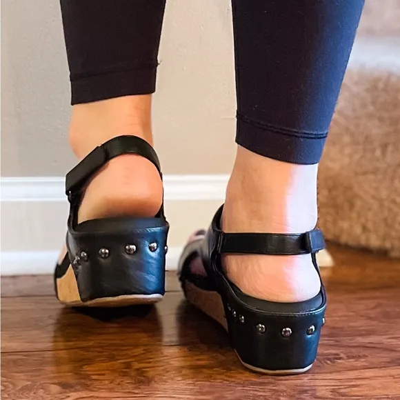 2 left! Corkys Footwear Volta II Black Smooth Lower Heel Wedge Sandal size 10