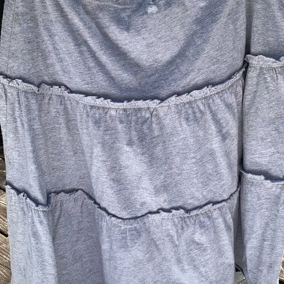 2000s BOHO CHIC ABERCROMBIE &amp; FITCH GRAY THREE TIERED MIDI SKIRT RARE ⭐️⭐️⭐️⭐️⭐️