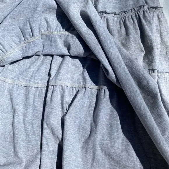 2000s BOHO CHIC ABERCROMBIE &amp; FITCH GRAY THREE TIERED MIDI SKIRT RARE ⭐️⭐️⭐️⭐️⭐️