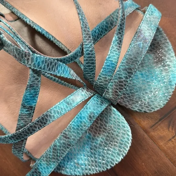 Abeo Bio System Samantha Snakeskin Pattern Sandals Shoes