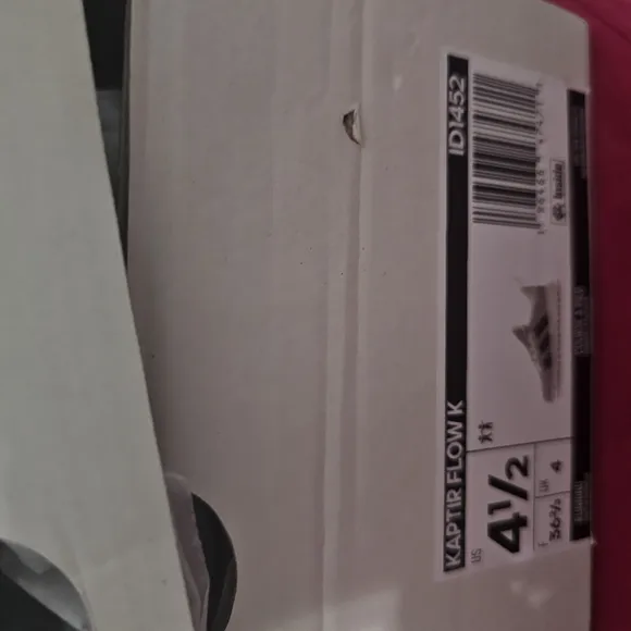 Adidas Kids Gray Sneakers 4.5 Nwt