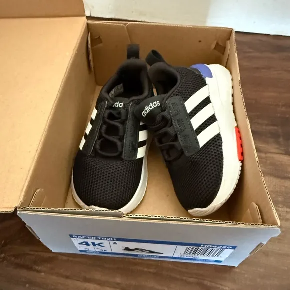 Adidas Racer TR21 Toddler Sneakers Size 4k Brand New