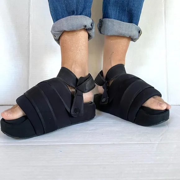 Adidas Y3 Yohji Yamamoto Comfylette Black Platform strappy sandals Men 5/Women 6