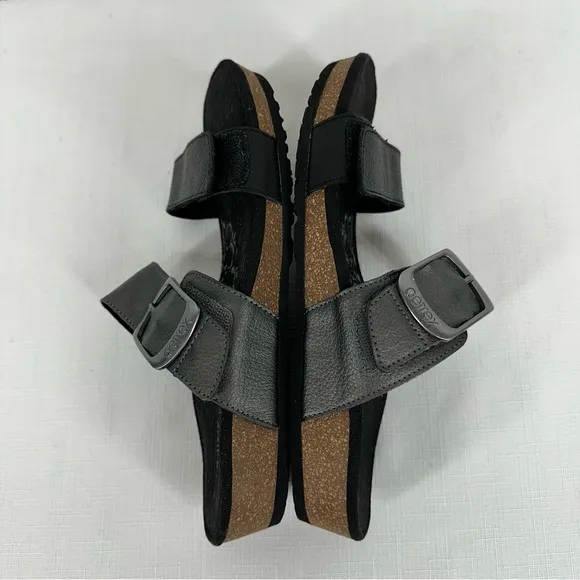 Aetrex Women’s size 7.5 Daisy Black &amp; Gunmetal Velcro Leather Sandals