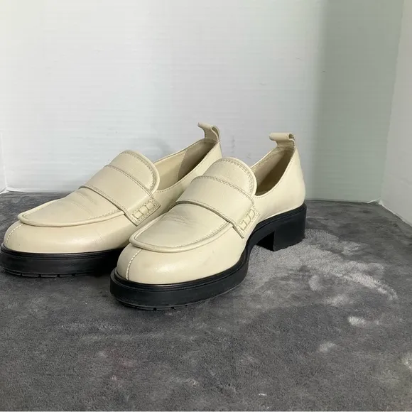 Aeyde Ruth Lug Sole Platform Italian  Apron-toe Loafer Crème With A Chunky Heel