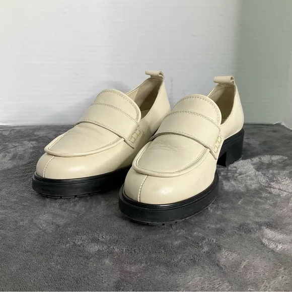 Aeyde Ruth Lug Sole Platform Italian  Apron-toe Loafer Crème With A Chunky Heel