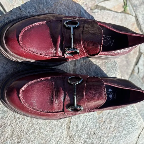 AGL  New W Tags - Lug Burgundy Loafers