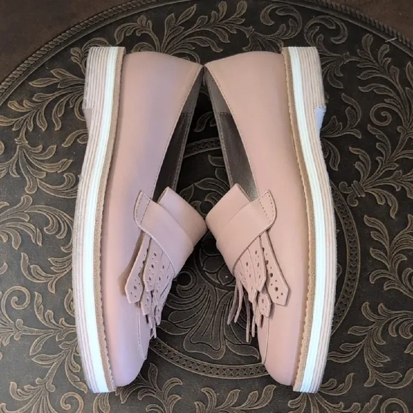 AGL Women's Pink Loafers