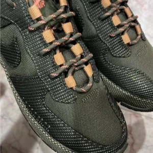 Air Force One Wild Hiking