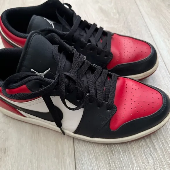 Air Jordan 1 Low Bred Toe' Men's size 10.5