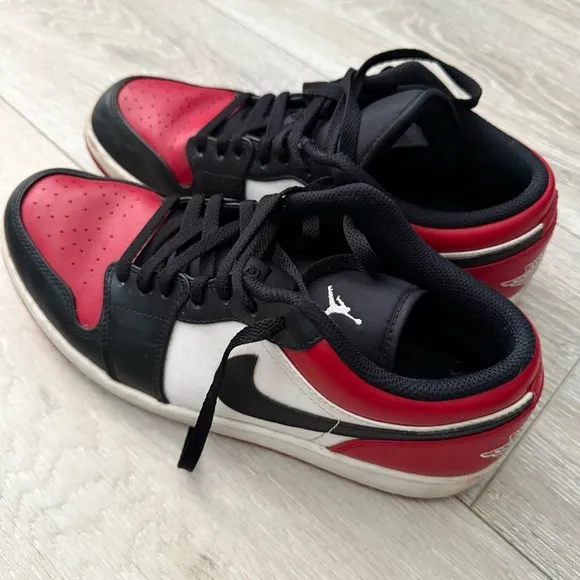 Air Jordan 1 Low Bred Toe' Men's size 10.5