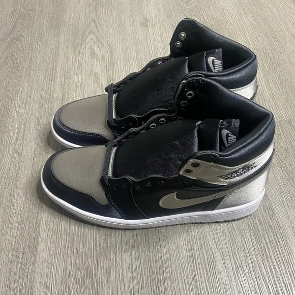 Air Jordan 1 Retro Hi OG Satin Shadow Women’s Shoe Size 11 Gray FD4810-010 NWT