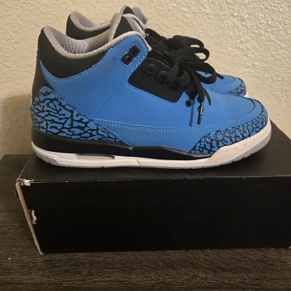 Air Jordan 3 Retro Kids 4.5Y