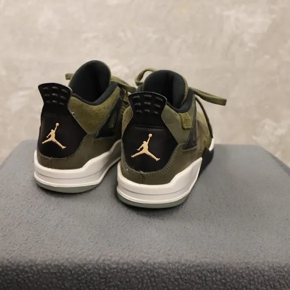 Air Jordan 4 SE Retro Craft Olive 2023 Kids Boys Shoes FB9929-200 size 2.5Y