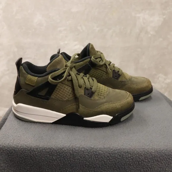 Air Jordan 4 SE Retro Craft Olive 2023 Kids Boys Shoes FB9929-200 size 2.5Y