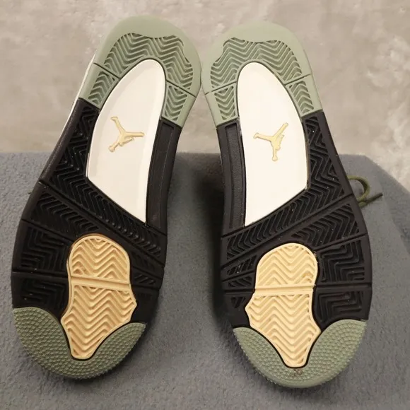 Air Jordan 4 SE Retro Craft Olive 2023 Kids Boys Shoes FB9929-200 size 2.5Y