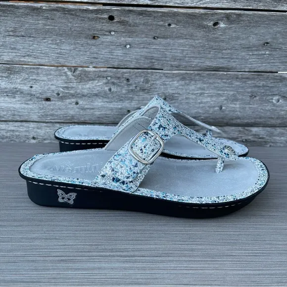 Alegria Leather Buckled Thong Sandals - Vella