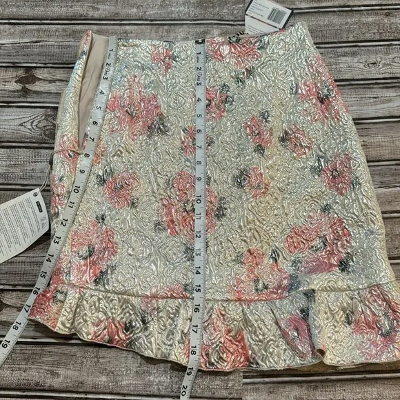 Alexa Chung Silver Metallic Roses Brocade Ruffled Lurex Lined Zip Mini Skirt 8