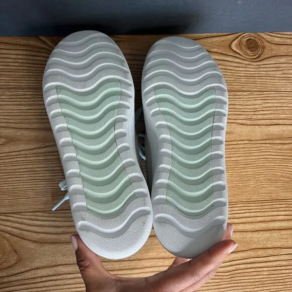 Allbirds Mint Green Plant Pacer Sneakers Womens 8