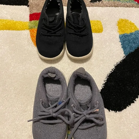 Allbirds Smallbirds Bundle of Black and Gray Kids Toddlers Sneakers