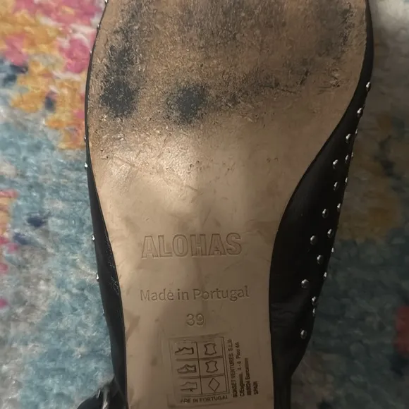 Alohas Studded Flats