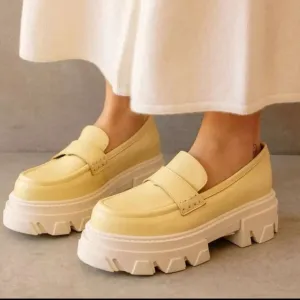 Alohas Trailblazer Leather Chunky Loafers in Mellow Yellow Size EU 39 US 8.5