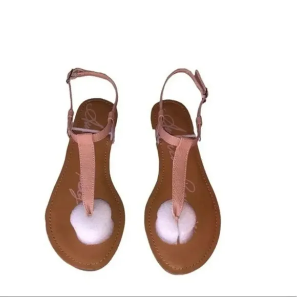 American Rag Krista T-Strap Summer Flat Sandals Women's Shoes Size 10