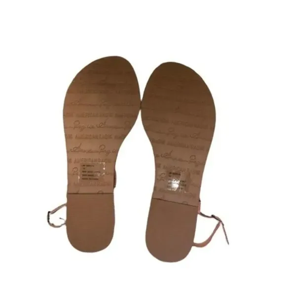 American Rag Krista T-Strap Summer Flat Sandals Women's Shoes Size 10