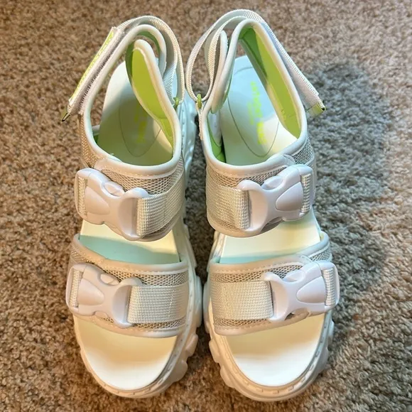 Anthony Wang Goose Berry 03 - White 8.5 Platform Women's Buckle Sandals