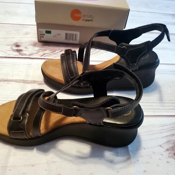 Antigravity EasySpirit Garvint Black Velcro orthodic Sandals 6.5 W NWT