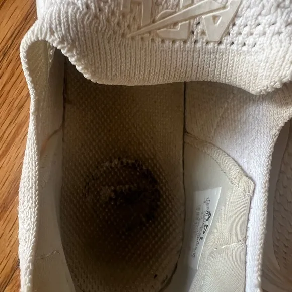 APL Size 6 White Women's TechLoom Bliss