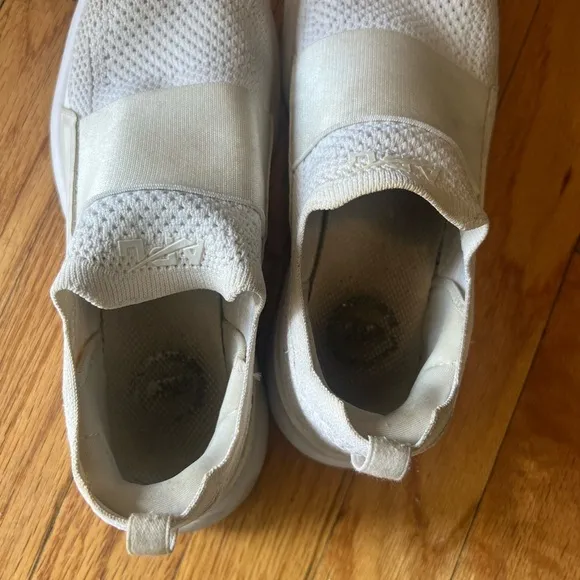 APL Size 6 White Women's TechLoom Bliss