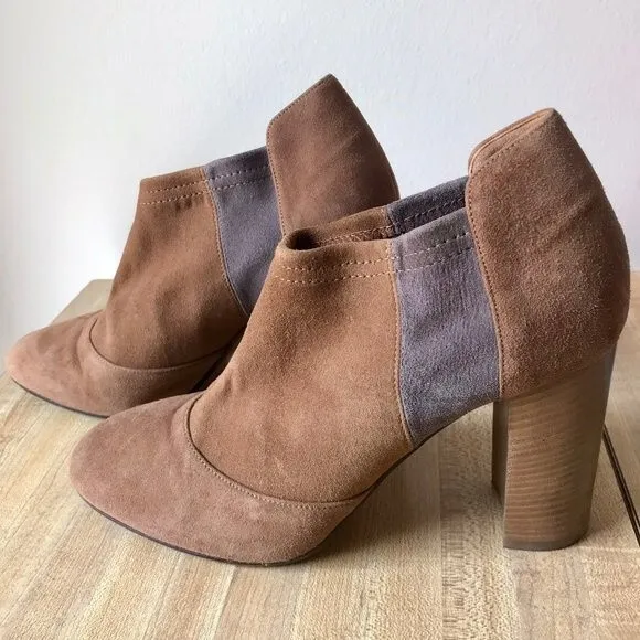 AQUATALIA Suede Leather Ankle Boots Vlada Tan Gray Booties Stacked Heel Italy