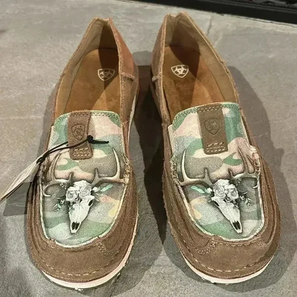 Ariat Cruiser Doe Camo print relaxed bark suede slip on loafers moc toe,EVA sole