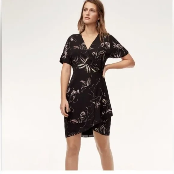 Aritiza Babaton Women’s WALLACE DRESS Short Sleeve Black Floral Wrap Mini XS