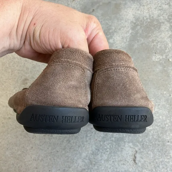 Austen Heller Brown Suede Whaler Slip On Loafers, 11.5