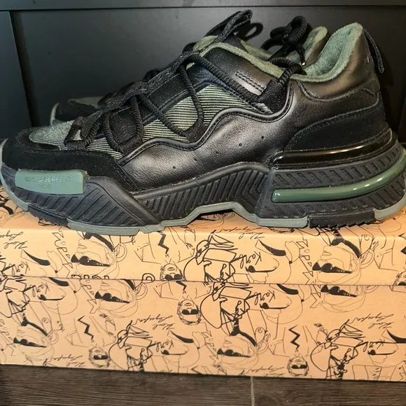 AUTHENTIC Karl Lagerfeld Black and Green Sneakers BRAND NEW