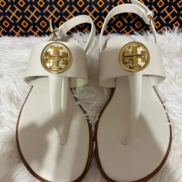 Authentic NWT Tory Burch Flat Thong Sandal Calf Leather Size 6 New Ivory