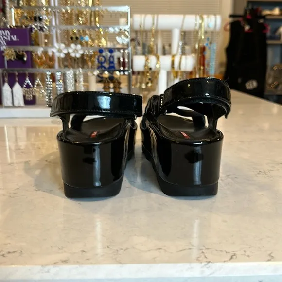 Authentic Prada patent leather and canvas black platform sandals size 37/ US 6.5