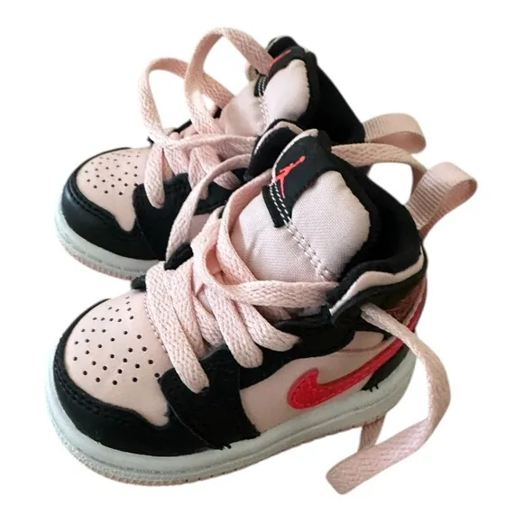 Baby Nike Atmosphere Jordan Pink and Black Sneakers 2C