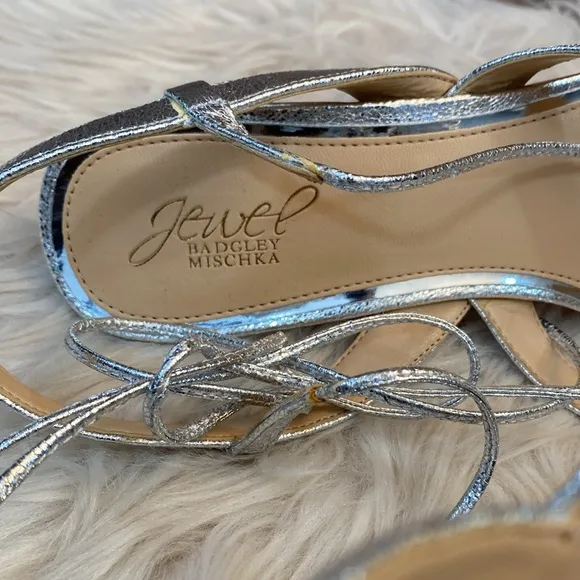 Badgley Mischka Jewel Heeled Silver Lace Up Thong Sandals, Size 11