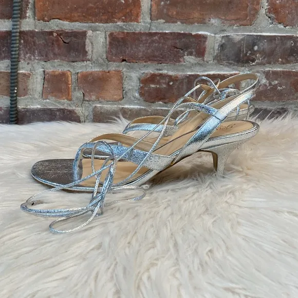Badgley Mischka Jewel Heeled Silver Lace Up Thong Sandals, Size 11
