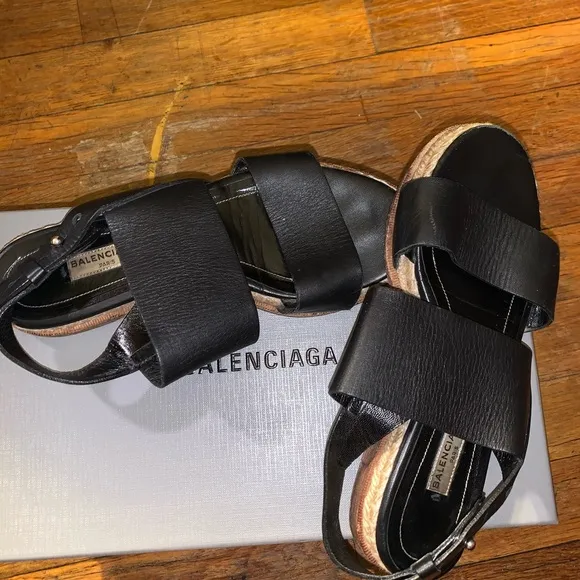 Balenciaga leather espadrilles/sandals